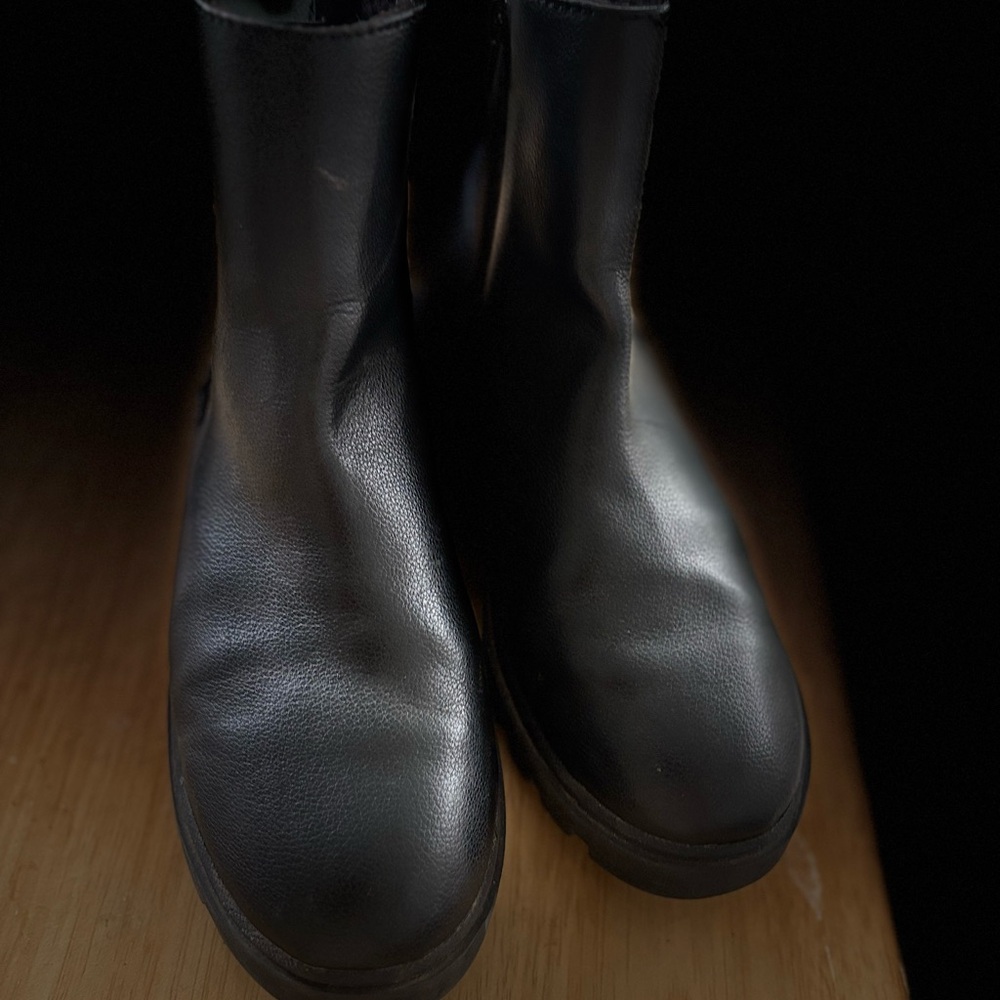 Justice Black Ankle Boots - Picture 2 of 7